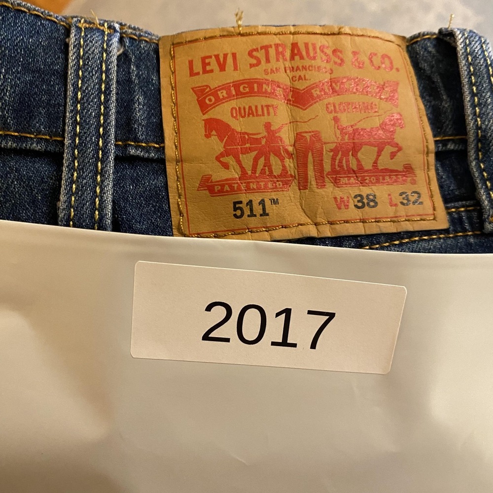 Levis 511 Jeans Mens 38x32 Blue Slim Straight Stretch Denim Medium Wash Pants - Picture 15 of 15